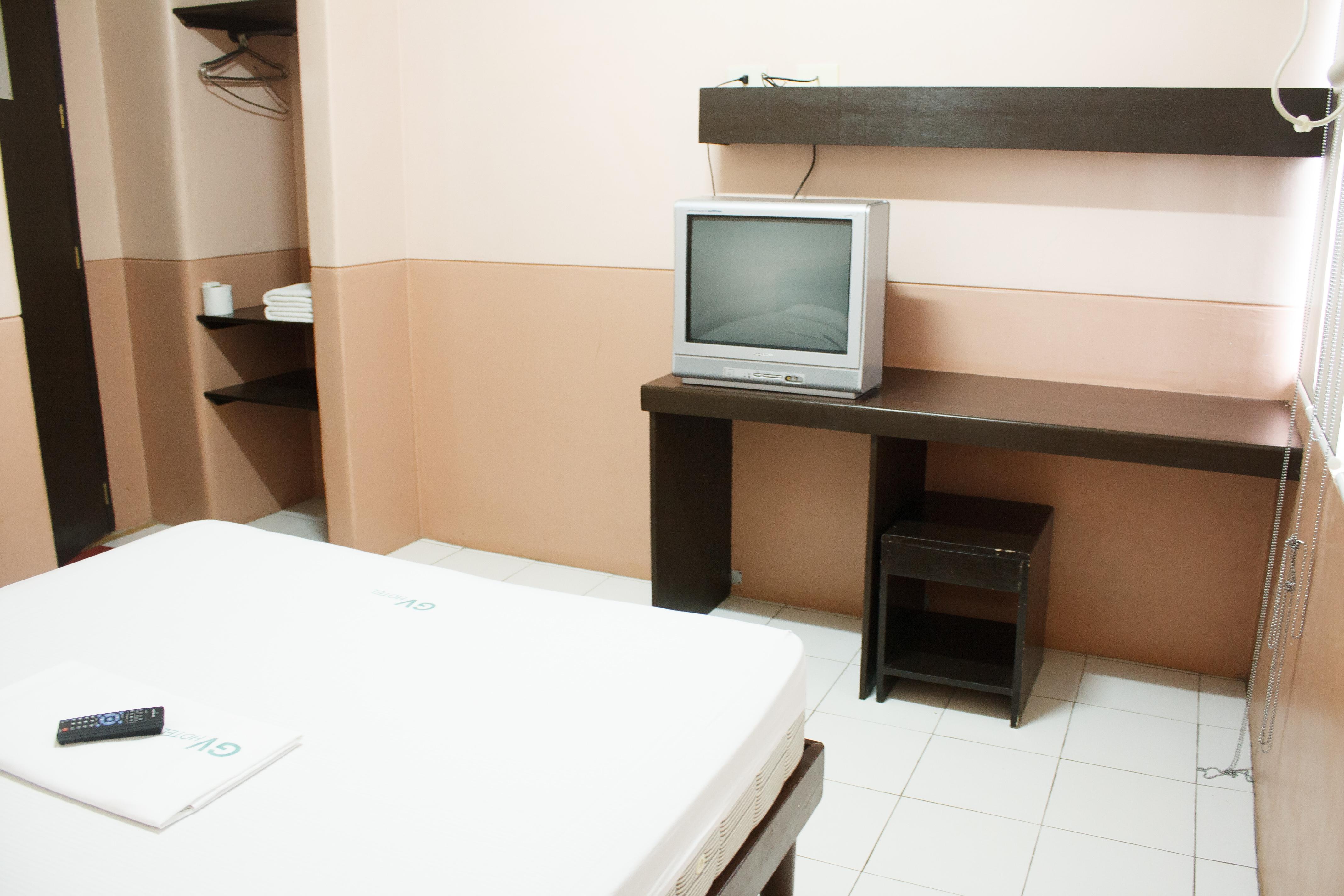 Gv Hotel - Naval Biliran Bagian luar foto