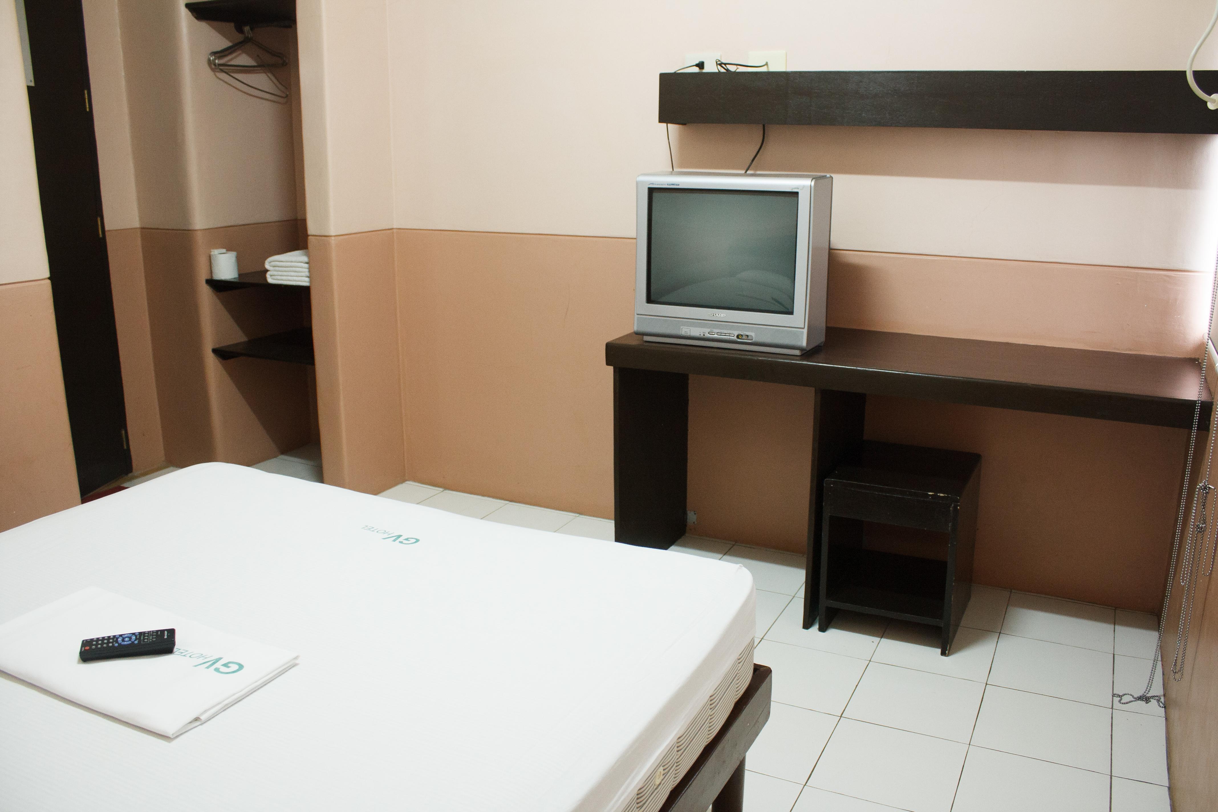 Gv Hotel - Naval Biliran Bagian luar foto
